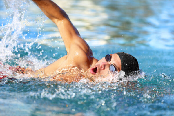 5 Tips to Find the Best Adult Swimming Lessons